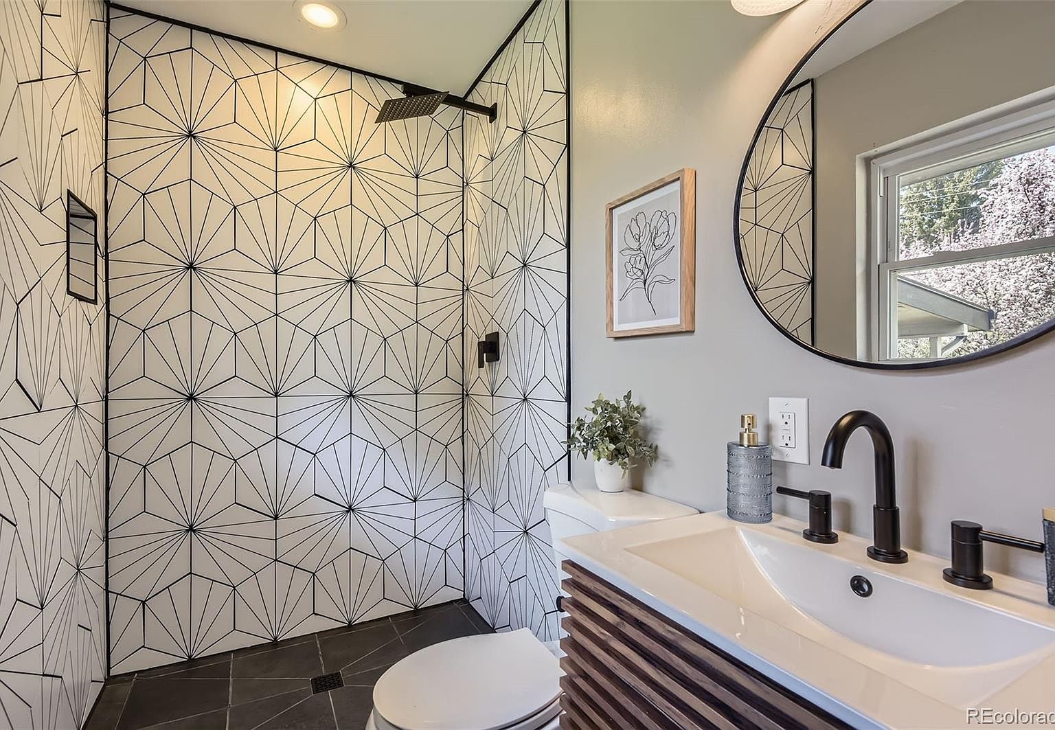 Holly Street master bathroom 4